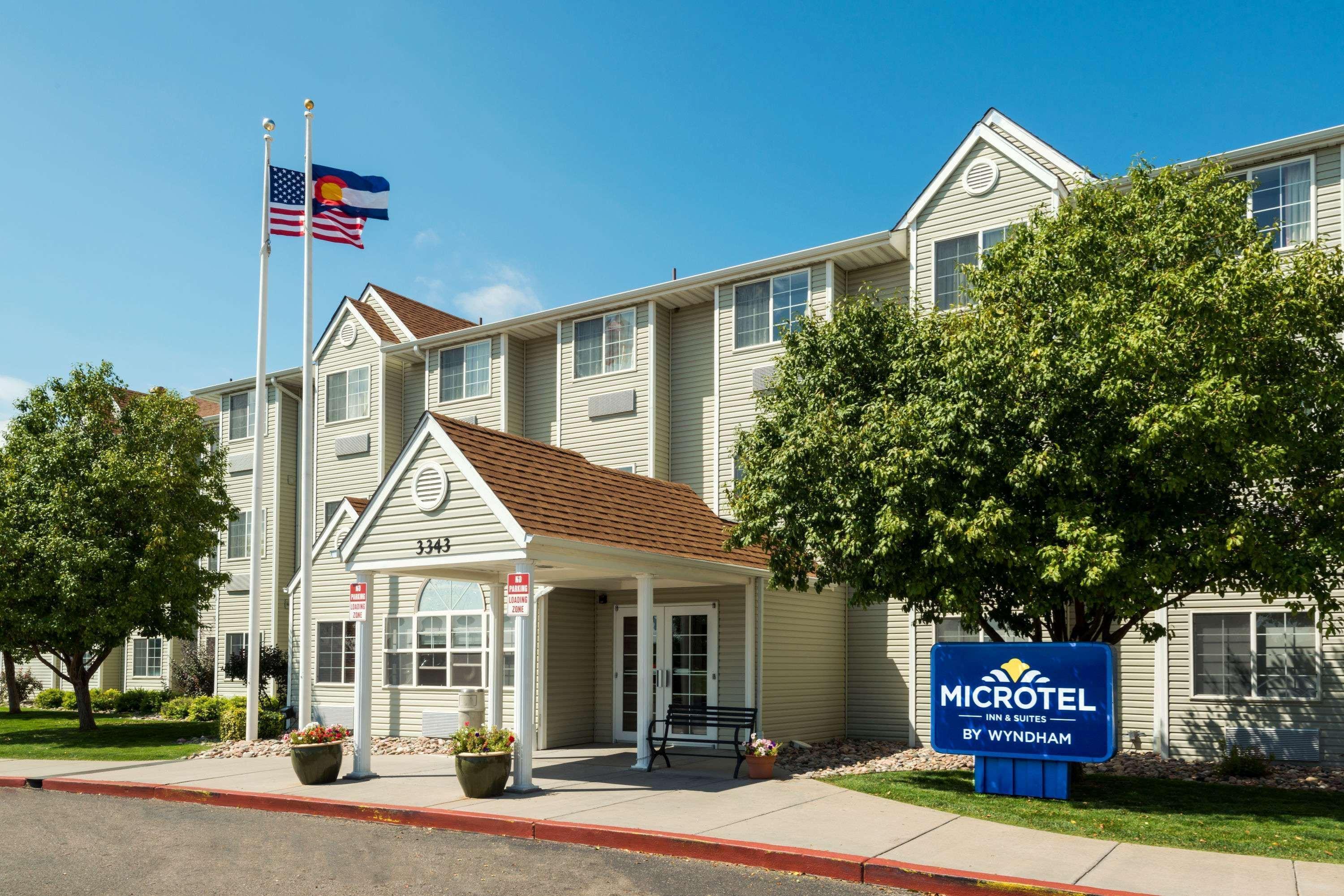 Microtel Inn And Suites Pueblo Bagian luar foto